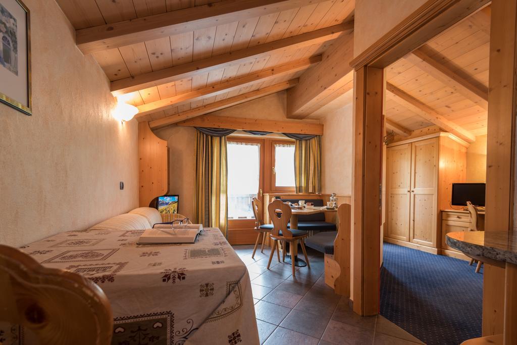 B&B Via Vai Livigno Eksteriør bilde